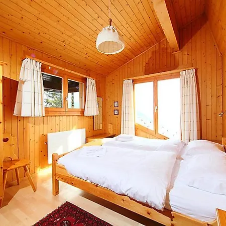Sleeps 8 Wifi